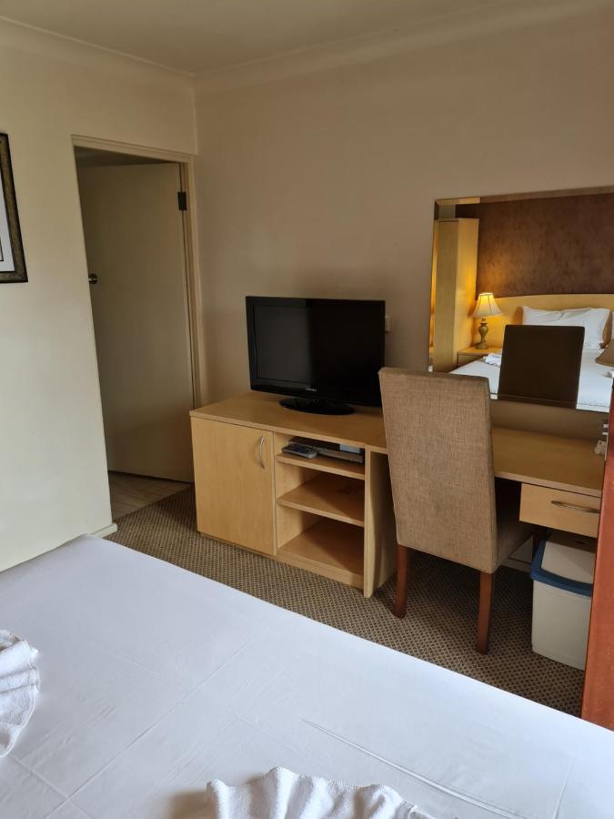 Country Plaza Motel Taree Exterior foto